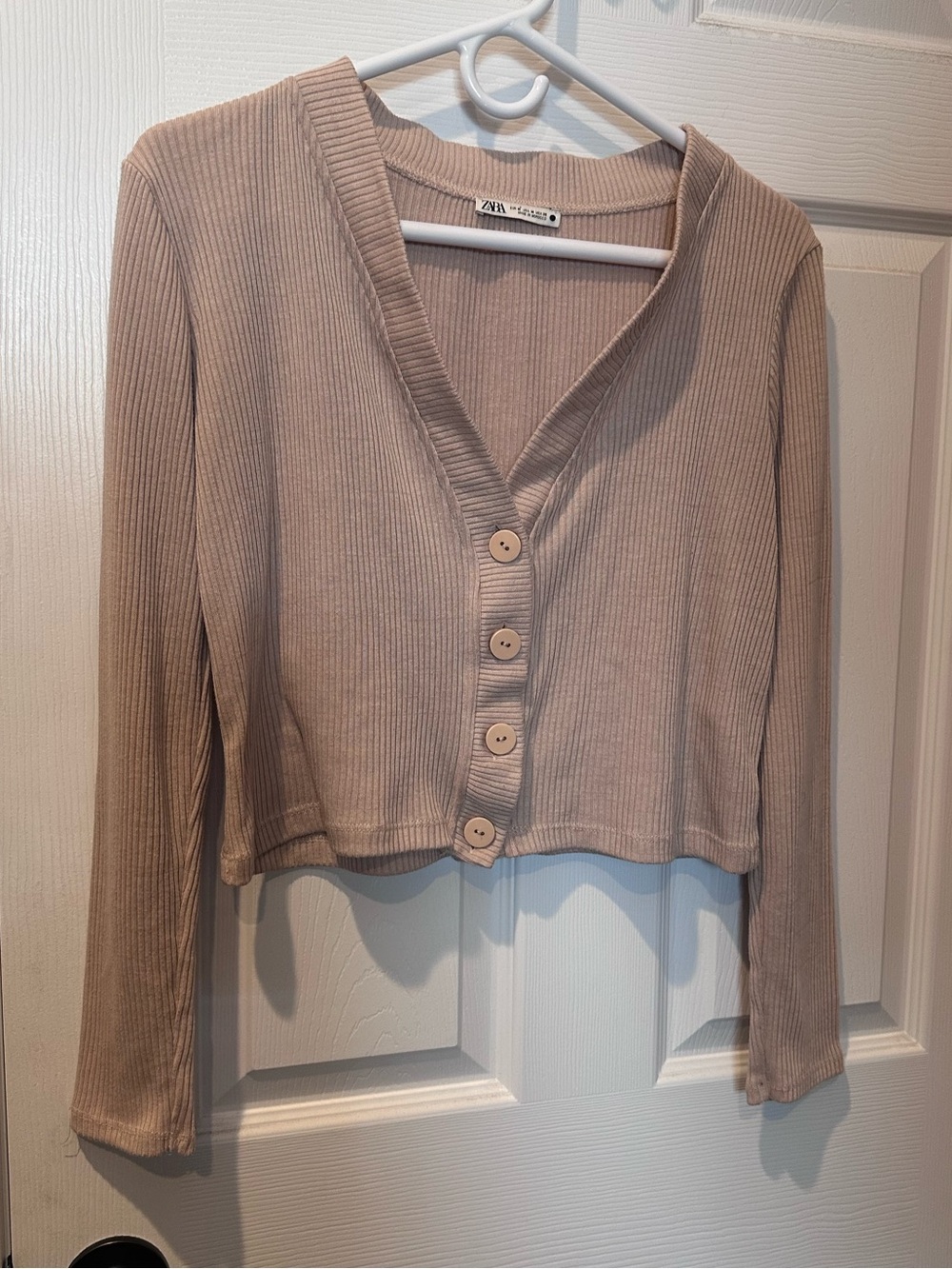 Zara Beige Ribbed Button-Up Cropped Cardigan